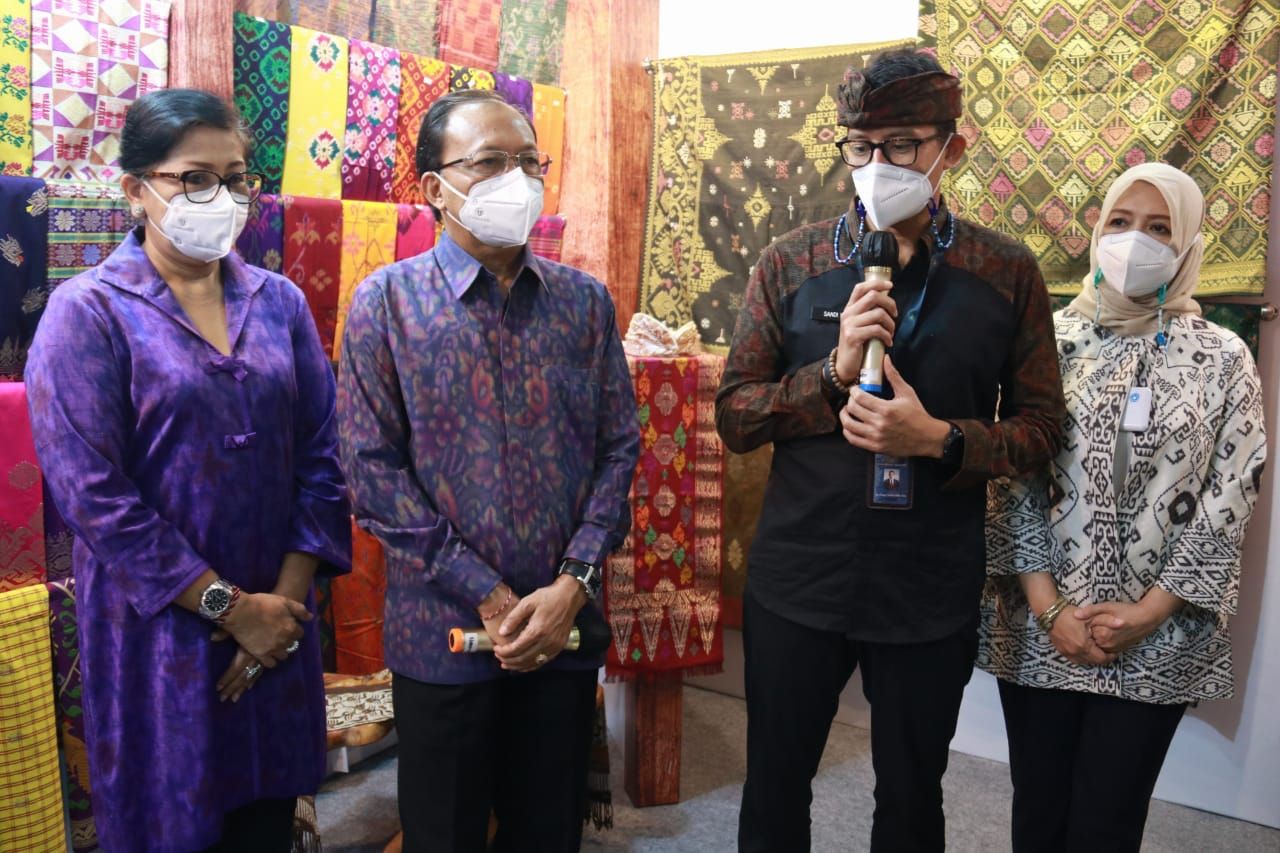 podiumnews.com-Menparekraf Puji Penyelenggaraan Pameran IKM Bali Bangkit